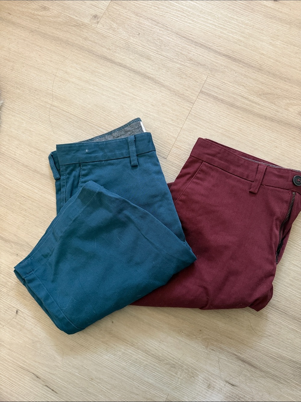 Bundle Billabong Men's Chinos in Teal and Burgundy